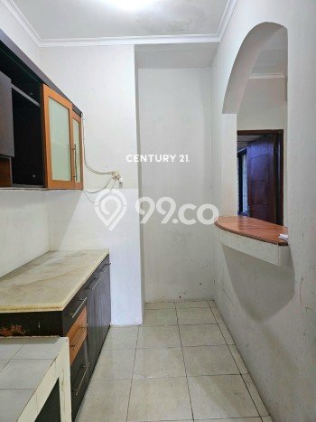 Rumah Luas Asri 3 KT Siap Pakai di Sektor 9-Bintaro Tangerang Selatan Rumah Luas Asri 3 KT Siap Pakai di Sektor 9-Bintaro Tangerang Selatan
