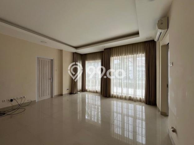 Dijual Rumah Luas Elegan Dengan View Cantik di Raffles Hills, Jakarta Timur Dijual Rumah Luas Elegan Dengan View Cantik di Raffles Hills, Jakarta Timur