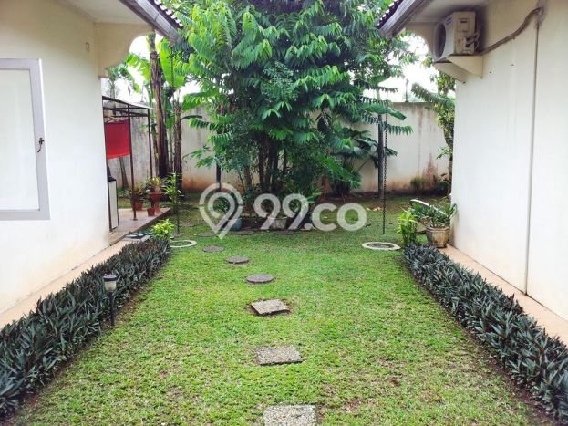 Rumah Elit Modern Tanpa Renovasi di Cibubur Depok Rumah Elit Modern Tanpa Renovasi di Cibubur Depok