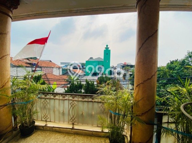 Jual Rumah Bagus Siap Huni LB 360m2 di Makasar, Jakarta Timur Jual Rumah Bagus Siap Huni LB 360m2 di Makasar, Jakarta Timur
