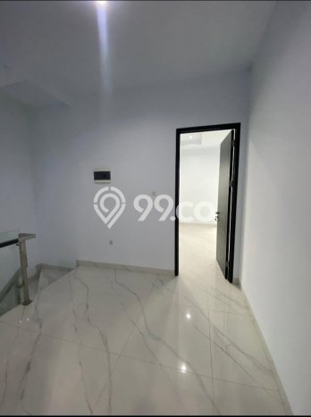 Dijual Cepat Rumah Strategis LT 87m2 LB 261m2 di Jakarta Barat Cocok untuk Hunian Dijual Cepat Rumah Strategis LT 87m2 LB 261m2 di Jakarta Barat Cocok untuk Hunian