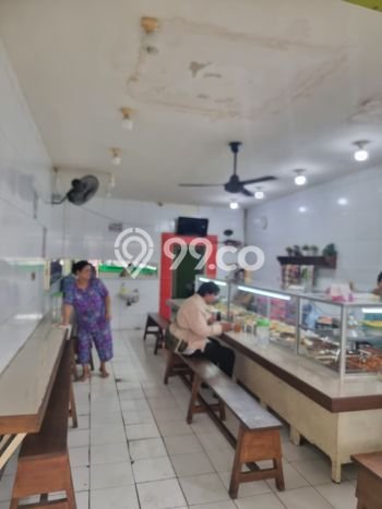 Area Ramai! Ruko Dijual di Tanah Abang untuk Bisnis Luas Bangunan 68m2 Area Ramai! Ruko Dijual di Tanah Abang untuk Bisnis Luas Bangunan 68m2