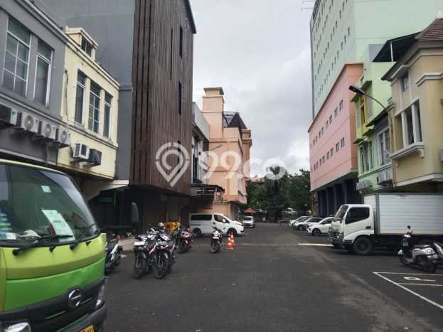 Unit Ruko Dijual di Cengkareng Jakarta Barat Luas Tanah 67m2, Luas Bangunan 168m2 Unit Ruko Dijual di Cengkareng Jakarta Barat Luas Tanah 67m2, Luas Bangunan 168m2