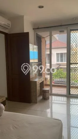 Rumah Eksklusif Siap Huni LT 220m2 di Cengkareng, Jakarta Barat Rumah Eksklusif Siap Huni LT 220m2 di Cengkareng, Jakarta Barat