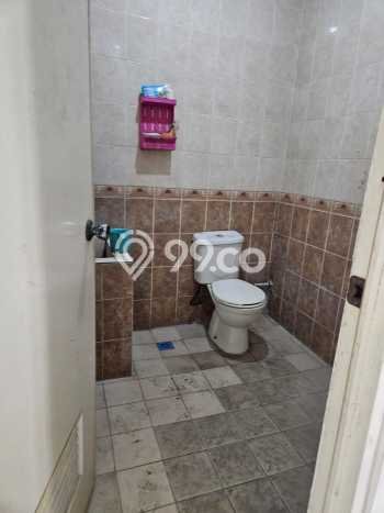 Rumah Strategis Modern Lb 180m2 di Cengkareng, Jakarta Barat Rumah Strategis Modern Lb 180m2 di Cengkareng, Jakarta Barat