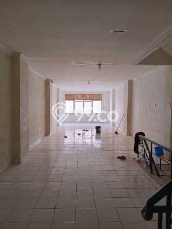 Lokasi Strategis! Dijual Ruko Bisnis di Cengkareng, Jakarta Barat Kondisi Bagus Lokasi Strategis! Dijual Ruko Bisnis di Cengkareng, Jakarta Barat Kondisi Bagus
