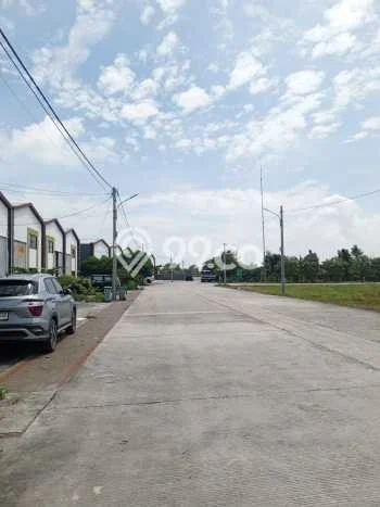 Unit Gudang Disewakan di Teluk Naga di Area Ramai & Strategis Unit Gudang Disewakan di Teluk Naga di Area Ramai & Strategis