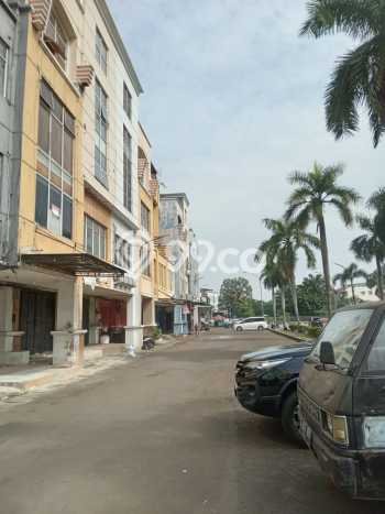 Ruko Komersial Disewakan di Cengkareng Jakarta Barat Luas 337m2 Ruko Komersial Disewakan di Cengkareng Jakarta Barat Luas 337m2