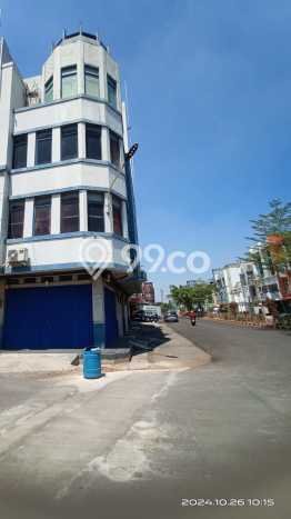 Disewakan Ruko di Kawasan Ramai Cengkareng Barat Luas 270m2 Disewakan Ruko di Kawasan Ramai Cengkareng Barat Luas 270m2