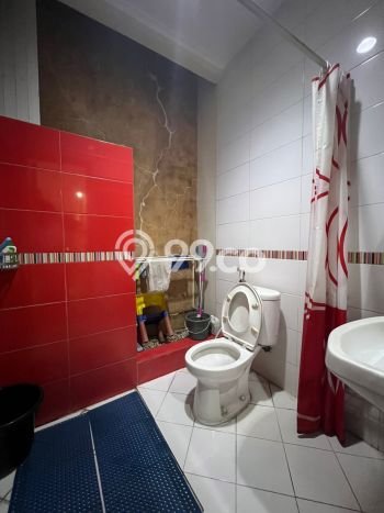Hunian Mewah Siap Huni LT 172m2 di Cengkareng, Jakarta Barat Hunian Mewah Siap Huni LT 172m2 di Cengkareng, Jakarta Barat