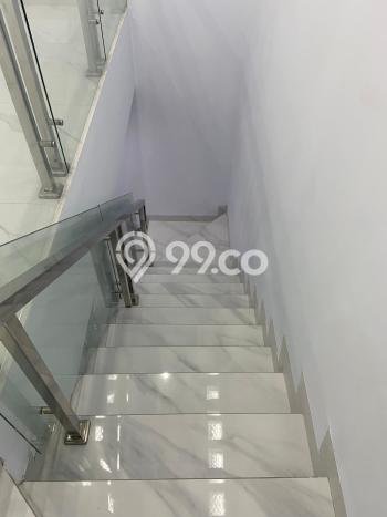 Rumah Luas Asri 5 KT Siap Huni di Pegadungan Jakarta Barat Rumah Luas Asri 5 KT Siap Huni di Pegadungan Jakarta Barat