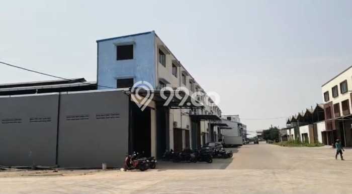 Unit Gudang Paling Strategis di Kosambi Tangerang dengan LB 866m2 Unit Gudang Paling Strategis di Kosambi Tangerang dengan LB 866m2