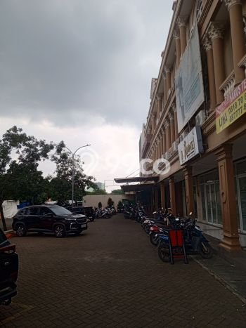 Unit Ruko disewakan di Cengkareng Jakarta Barat dengan LT 67m2 / LB 200m2 Unit Ruko disewakan di Cengkareng Jakarta Barat dengan LT 67m2 / LB 200m2