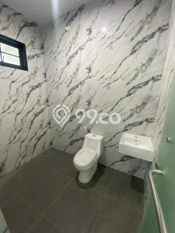 Rumah Luas Asri 5 KT Siap Huni di Pegadungan Jakarta Barat Rumah Luas Asri 5 KT Siap Huni di Pegadungan Jakarta Barat