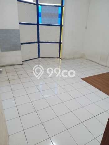 Unit Ruko disewakan di Cengkareng Jakarta Barat dengan LT 67m2 / LB 236m2 Unit Ruko disewakan di Cengkareng Jakarta Barat dengan LT 67m2 / LB 236m2