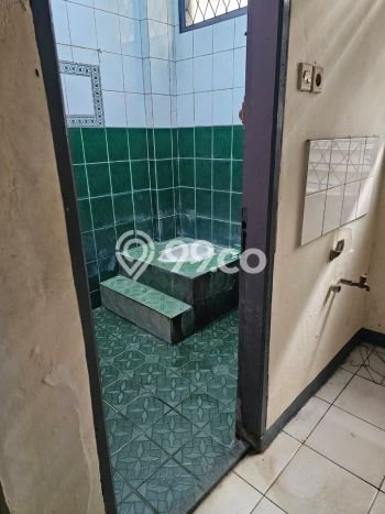 Ruko untuk Disewa di Pusat Jakarta Barat Luas Bangunan 257m2 Ruko untuk Disewa di Pusat Jakarta Barat Luas Bangunan 257m2