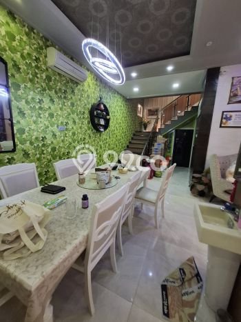 Hunian Mewah Siap Huni LT 200m2 di Cengkareng, Jakarta Barat Hunian Mewah Siap Huni LT 200m2 di Cengkareng, Jakarta Barat