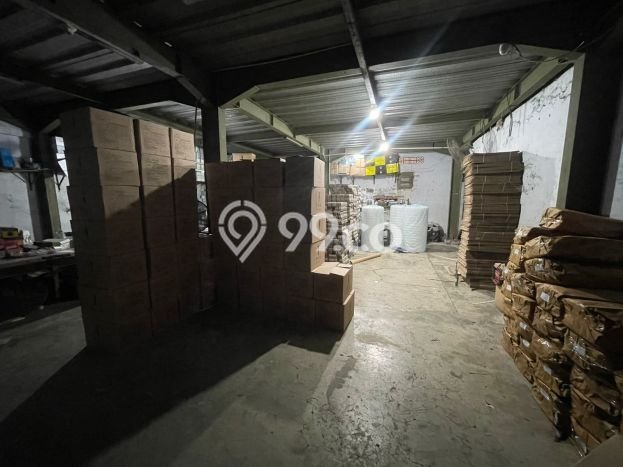 Gudang Bagus Dijual LB 411m2 Lokasi Strategis Jakarta Barat Area Cocok untuk Bisnis Gudang Bagus Dijual LB 411m2 Lokasi Strategis Jakarta Barat Area Cocok untuk Bisnis