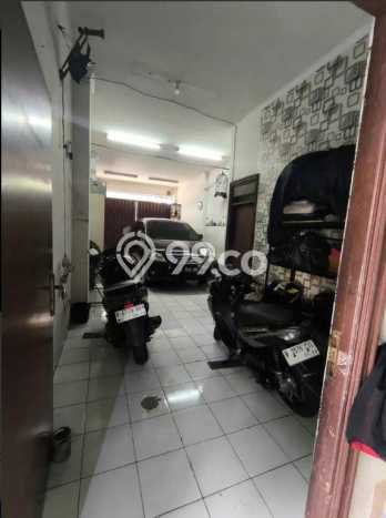 Unit Ruko Dijual di Jakarta Barat LT 81m2 & LB 228m2 Unit Ruko Dijual di Jakarta Barat LT 81m2 & LB 228m2