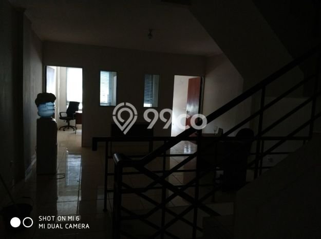 Unit Ruko Dijual di Jakarta Barat LT 60m2 & LB 216m2 Unit Ruko Dijual di Jakarta Barat LT 60m2 & LB 216m2