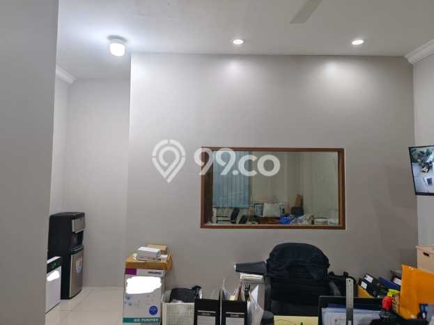 Dijual Ruko Kawasan Cengkareng, Luas 200m2m², Area Berkembang, Mainroad Dijual Ruko Kawasan Cengkareng, Luas 200m2m², Area Berkembang, Mainroad
