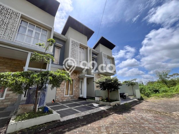 Tersedia Vila Kawasan , Ukuran 100m2m², Lokasi Strategis Tersedia Vila Kawasan , Ukuran 100m2m², Lokasi Strategis