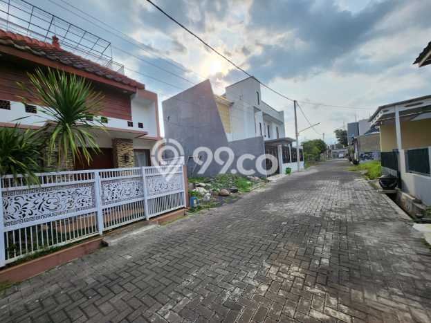 Jual Rumah Murah Meriah Sukun Punya 2 Kamar & LT 89m2 Jual Rumah Murah Meriah Sukun Punya 2 Kamar & LT 89m2