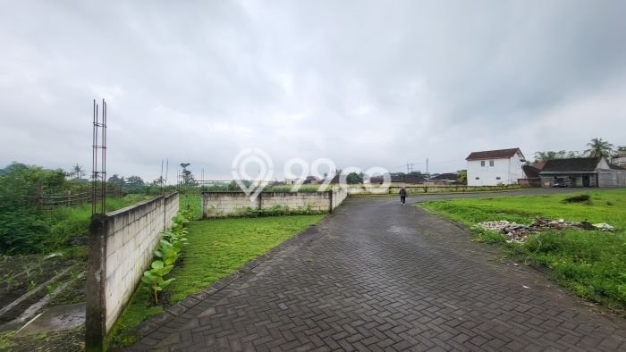 HARGA TERBAIK! Vila Kawasan , Ukuran 68m2m², Lokasi Eksklusif dengan privasi terjaga HARGA TERBAIK! Vila Kawasan , Ukuran 68m2m², Lokasi Eksklusif dengan privasi terjaga