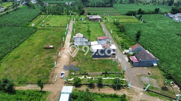 Lahan Kosong Dijual di Magelang dengan Area 66m2 Lahan Kosong Dijual di Magelang dengan Area 66m2