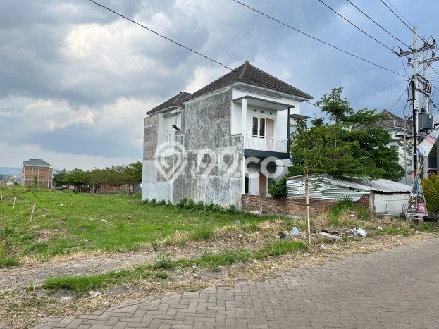 Tanah Dijual di Malang Seluas 72m2 Strategis Tanah Dijual di Malang Seluas 72m2 Strategis