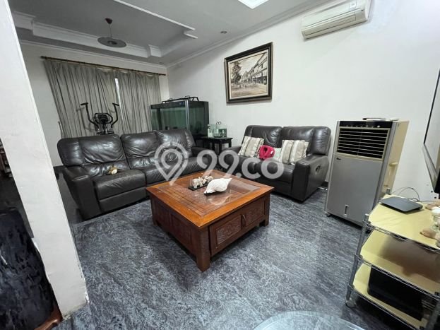 Jual Rumah Luas Elegan Dengan View Cantik di Sektor 2 - Bintaro, Jakarta Selatan Jual Rumah Luas Elegan Dengan View Cantik di Sektor 2 - Bintaro, Jakarta Selatan