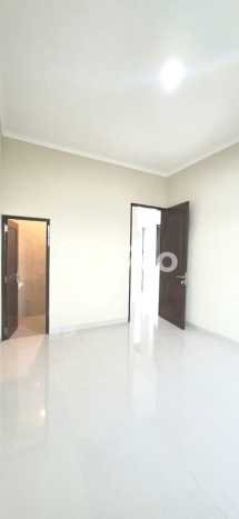 Rumah Elit Modern Tanpa Renovasi di Bintaro Jakarta Selatan Rumah Elit Modern Tanpa Renovasi di Bintaro Jakarta Selatan