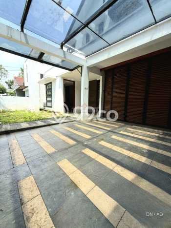 Hunian Mewah LB 250m2 Siap Huni Desain Elegan di Sektor 2 - Bintaro, Jakarta Selatan Hunian Mewah LB 250m2 Siap Huni Desain Elegan di Sektor 2 - Bintaro, Jakarta Selatan