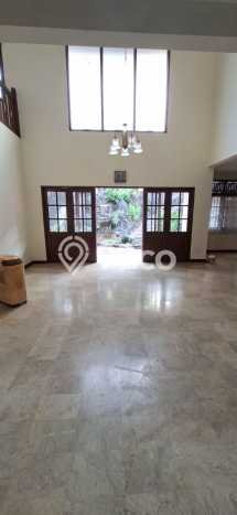 Jarang Ada! Rumah Kontrakan 5 Kamar Bagus Siap Huni Sektor 2 - Bintaro Jarang Ada! Rumah Kontrakan 5 Kamar Bagus Siap Huni Sektor 2 - Bintaro