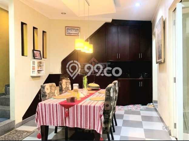 Jual Rumah Mewah Megah Dengan View Eksklusif di Sektor 9-Bintaro, Tangerang Selatan Jual Rumah Mewah Megah Dengan View Eksklusif di Sektor 9-Bintaro, Tangerang Selatan
