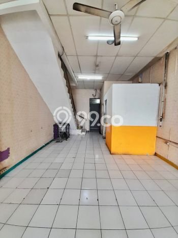 Ruko Premium di Pondok Ranji, Luas 136m², Jalan Utama, Tingkat Keramaian Tinggi Ruko Premium di Pondok Ranji, Luas 136m², Jalan Utama, Tingkat Keramaian Tinggi