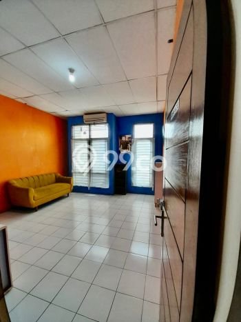 Ruko Premium di Pondok Ranji, Luas 136m², Jalan Utama, Tingkat Keramaian Tinggi Ruko Premium di Pondok Ranji, Luas 136m², Jalan Utama, Tingkat Keramaian Tinggi