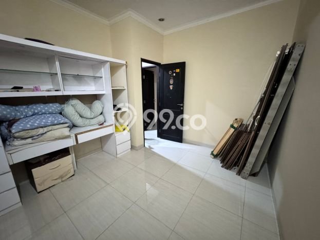Hunian Mewah LB 200m2 Siap Pakai Desain Elegan di Bintaro, Jakarta Selatan Hunian Mewah LB 200m2 Siap Pakai Desain Elegan di Bintaro, Jakarta Selatan