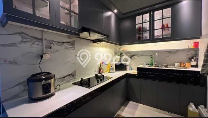 Ready to Use! Premium House LT 180m2 Desain Modern di Sektor 7-Bintaro Ready to Use! Premium House LT 180m2 Desain Modern di Sektor 7-Bintaro