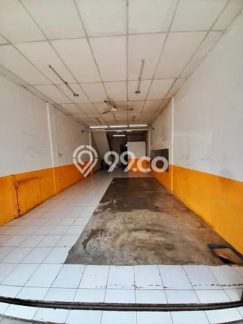 Ruko Dijual di Tangerang Selatan LT 73m2 & LB 136m2 Lokasi Terbaik! Ruko Dijual di Tangerang Selatan LT 73m2 & LB 136m2 Lokasi Terbaik!