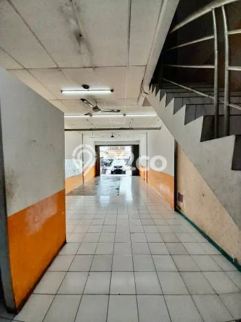 Ruko Dijual di Tangerang Selatan LT 73m2 & LB 136m2 Lokasi Terbaik! Ruko Dijual di Tangerang Selatan LT 73m2 & LB 136m2 Lokasi Terbaik!