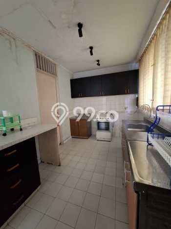 Disewakan! Rumah 4 Kamar Tidur &
3 Kamar Mandi di Sektor 2 - Bintaro, Jakarta Selatan Disewakan! Rumah 4 Kamar Tidur &
3 Kamar Mandi di Sektor 2 - Bintaro, Jakarta Selatan