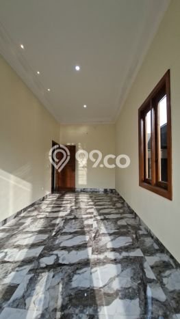 Rumah Elit Modern Siap Huni di BSD City Tangerang Rumah Elit Modern Siap Huni di BSD City Tangerang