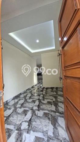 Rumah Elit Modern Siap Huni di BSD City Tangerang Rumah Elit Modern Siap Huni di BSD City Tangerang