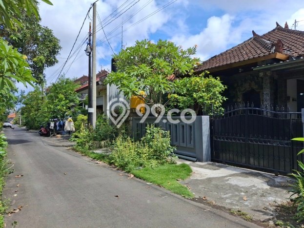 Disewakan Rumah Harga Terjangkau di Jimbaran Badung dengan 3 Kamar Tidur Disewakan Rumah Harga Terjangkau di Jimbaran Badung dengan 3 Kamar Tidur