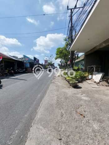 Ruko Kawasan Premium di Canggu, Luas 66m², Sentra Niaga Ruko Kawasan Premium di Canggu, Luas 66m², Sentra Niaga
