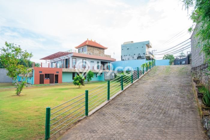 Rumah Elit Modern Siap Huni di Nusa Dua Badung Rumah Elit Modern Siap Huni di Nusa Dua Badung