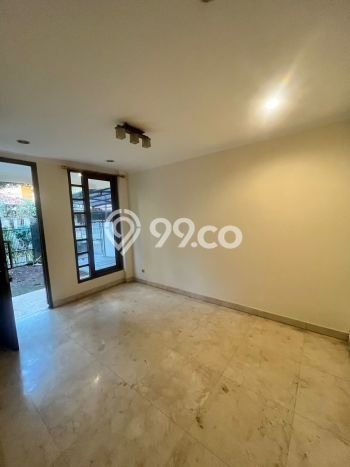 Rumah Elit Modern Tanpa Renovasi di Lebak Bulus Jakarta Selatan Rumah Elit Modern Tanpa Renovasi di Lebak Bulus Jakarta Selatan