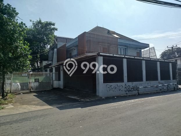 For Sale! Premium House LT 350m2 Desain Elegan di Bojong Indah For Sale! Premium House LT 350m2 Desain Elegan di Bojong Indah