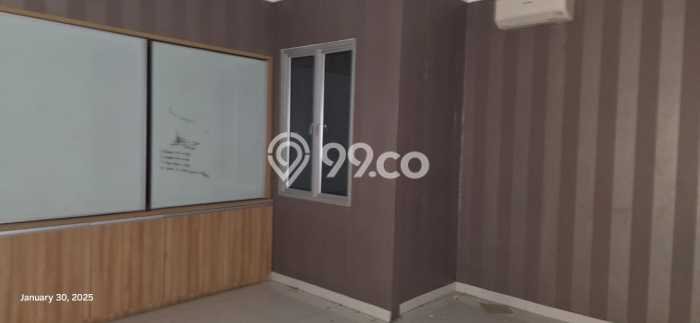 Ruko Bagus Dijual LB 400m2 Lokasi Strategis Jakarta Barat Area Cocok untuk Bisnis Ruko Bagus Dijual LB 400m2 Lokasi Strategis Jakarta Barat Area Cocok untuk Bisnis